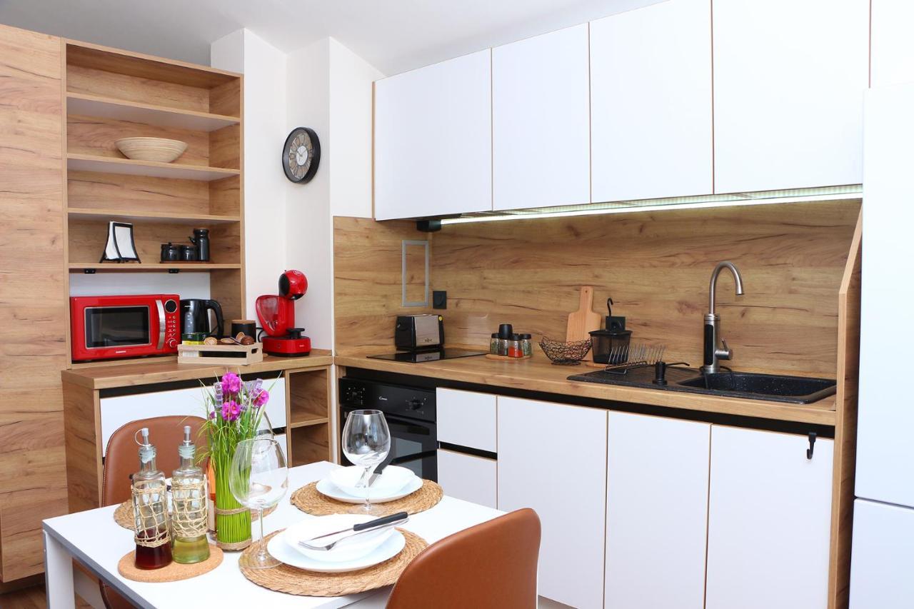 Shik & Chic In The Heart Of Burgas # 5Min From Beach # New Exterior photo