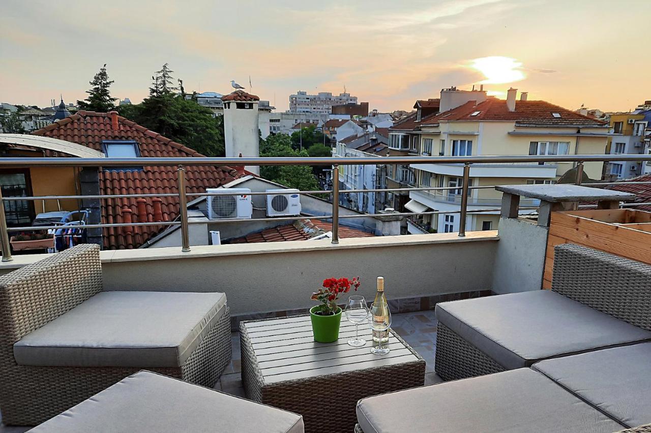 Shik & Chic In The Heart Of Burgas # 5Min From Beach # New Apartment Exterior photo